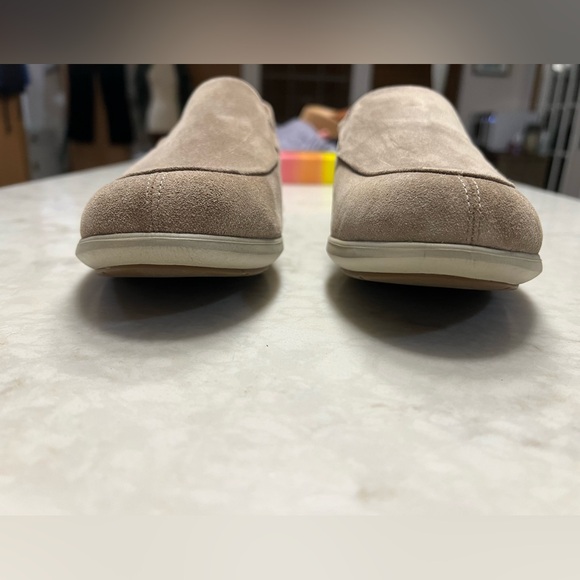 Samuel Hubbard women’s tan suede loafers, 8.5M, never worn. - Picture 13 of 13